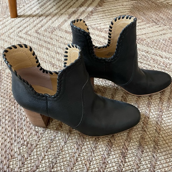 Lucky Brand LK-Sivya Women's Booties Boots Size 8. Black Leather - Picture 1 of 8